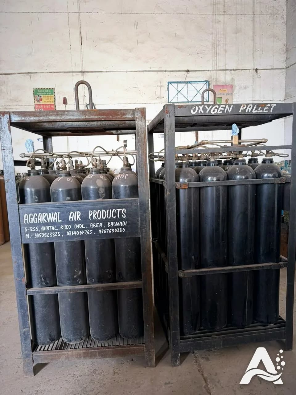 Aggarwal Air Products branded industrial gas cylinder pallets ready for dispatch