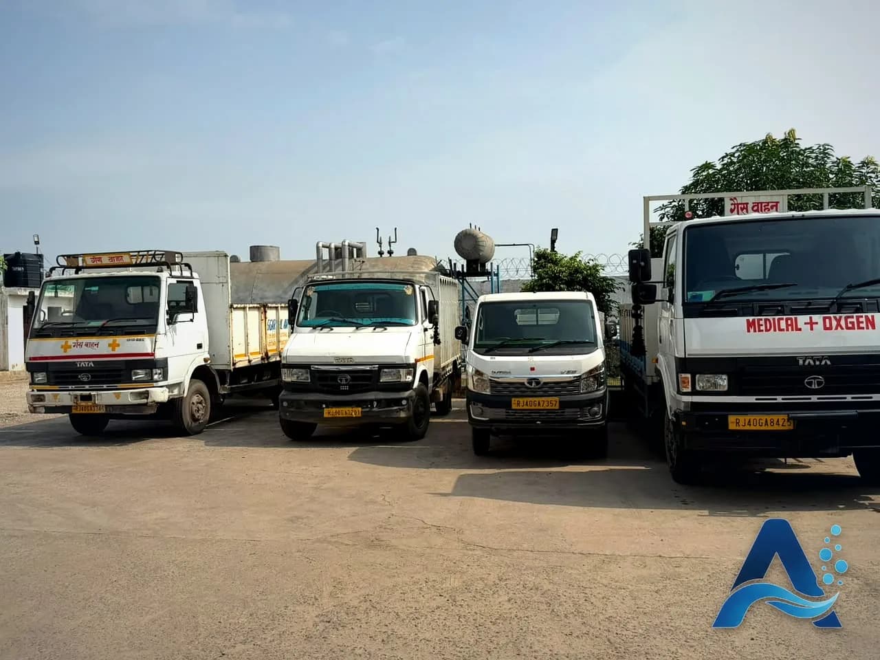Aggarwal Air Products gas cylinder delivery fleet serving manufacturing plants across India